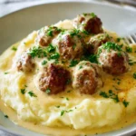 Hackbyllchen In Cremiger Sauce Mit Kartoffelpueree