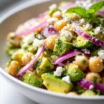 Kichererbsen Feta Avocado Salat