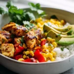 Southwest Corn Chicken Rice Bowl Mit Avocado