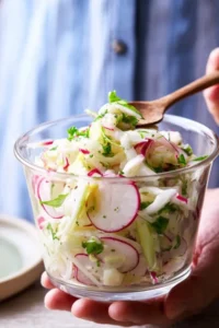 Apfel Radieschen Salat