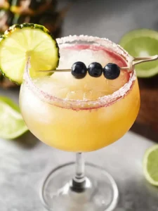 Chili’s Heidelbeer-Ananas-Margarita