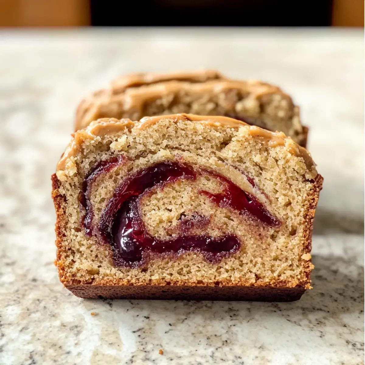 Erdnussbutter Marmelade Bananenbrot