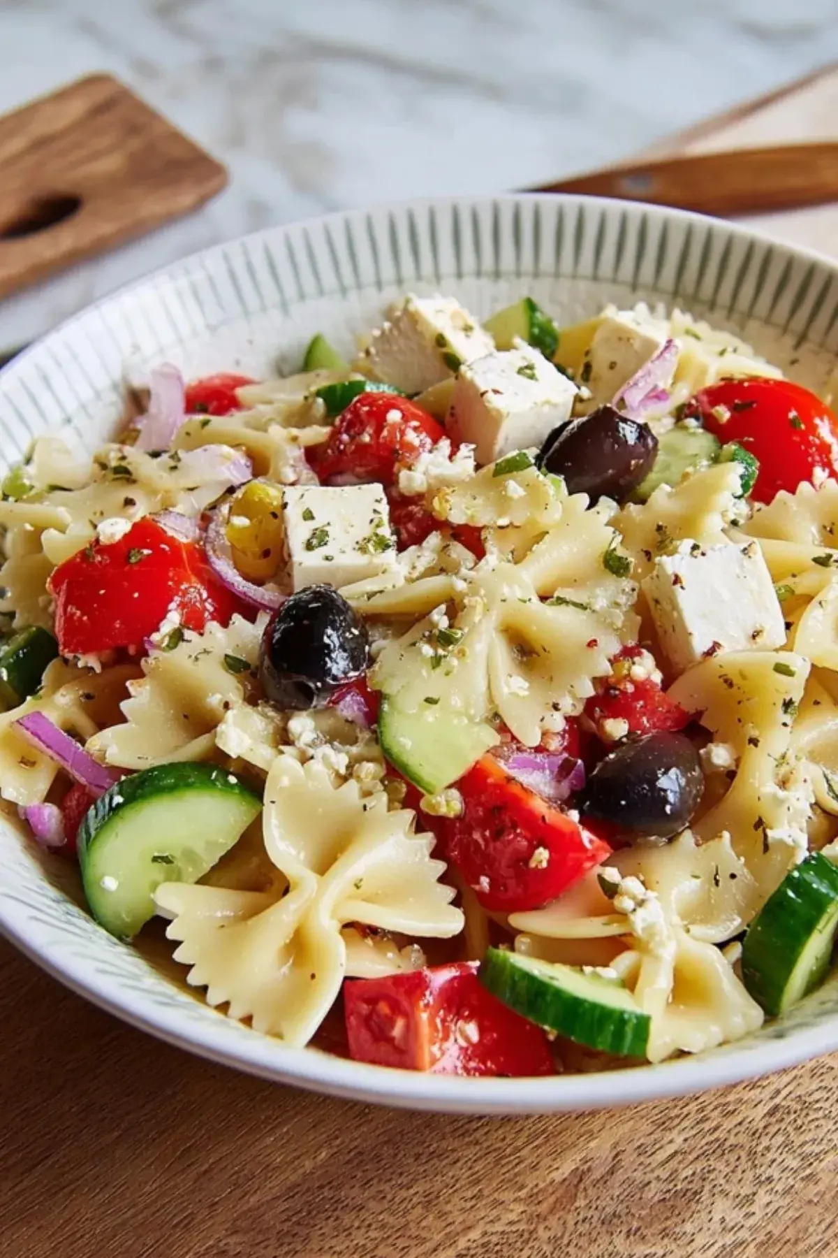 Griechischer Nudelsalat