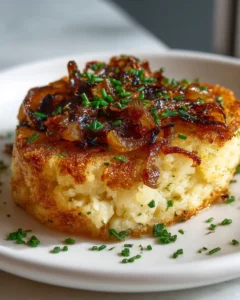 Herzhafte Kartoffelgnocchi mit karamellisierten Zwiebeln