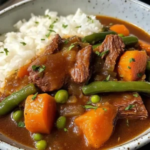Herzhafter Rindfleisch-Eintopf-Bowl
