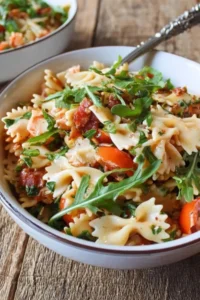 Italienischer Nudelsalat mit Rucola