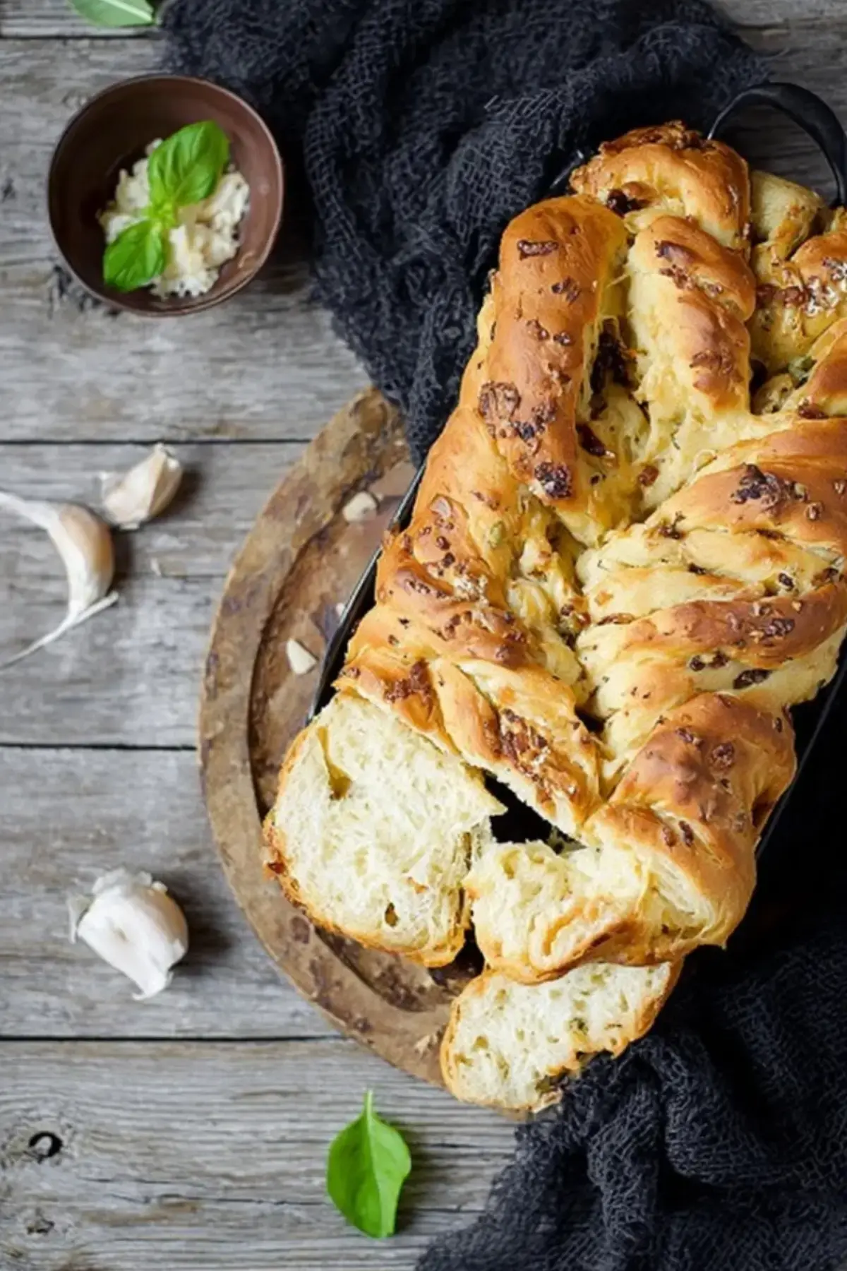 Knoblauch Käse Zupfbrot
