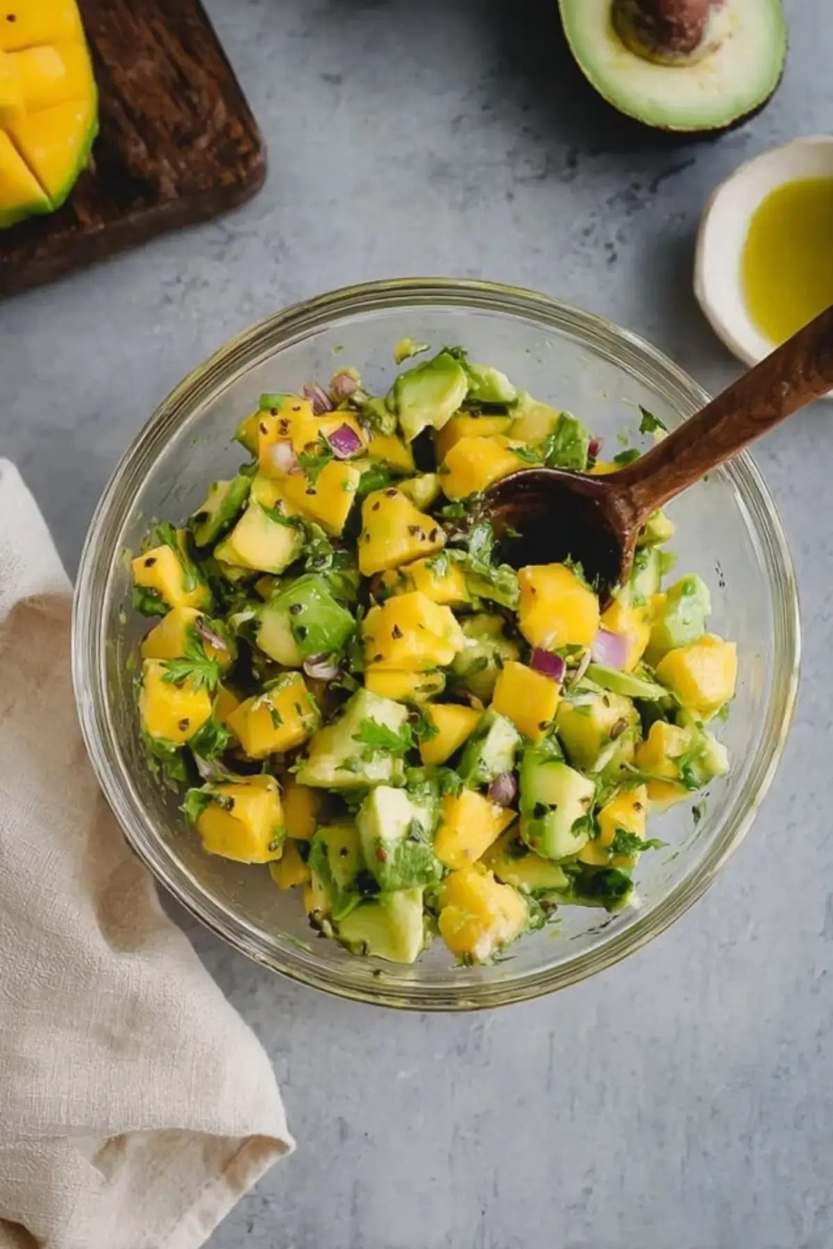 Mango Avocado Salat