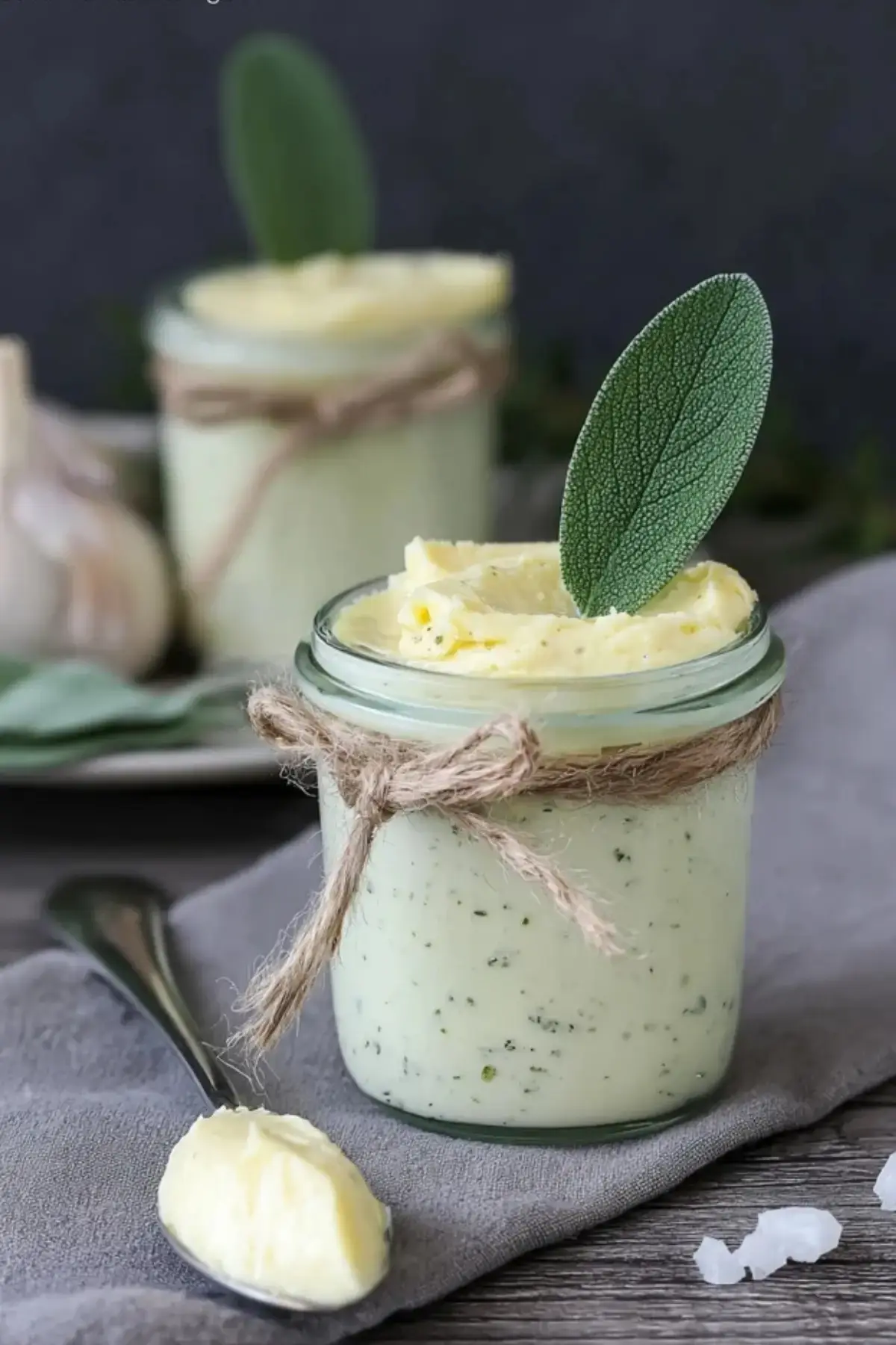 Salbeibutter selber machen