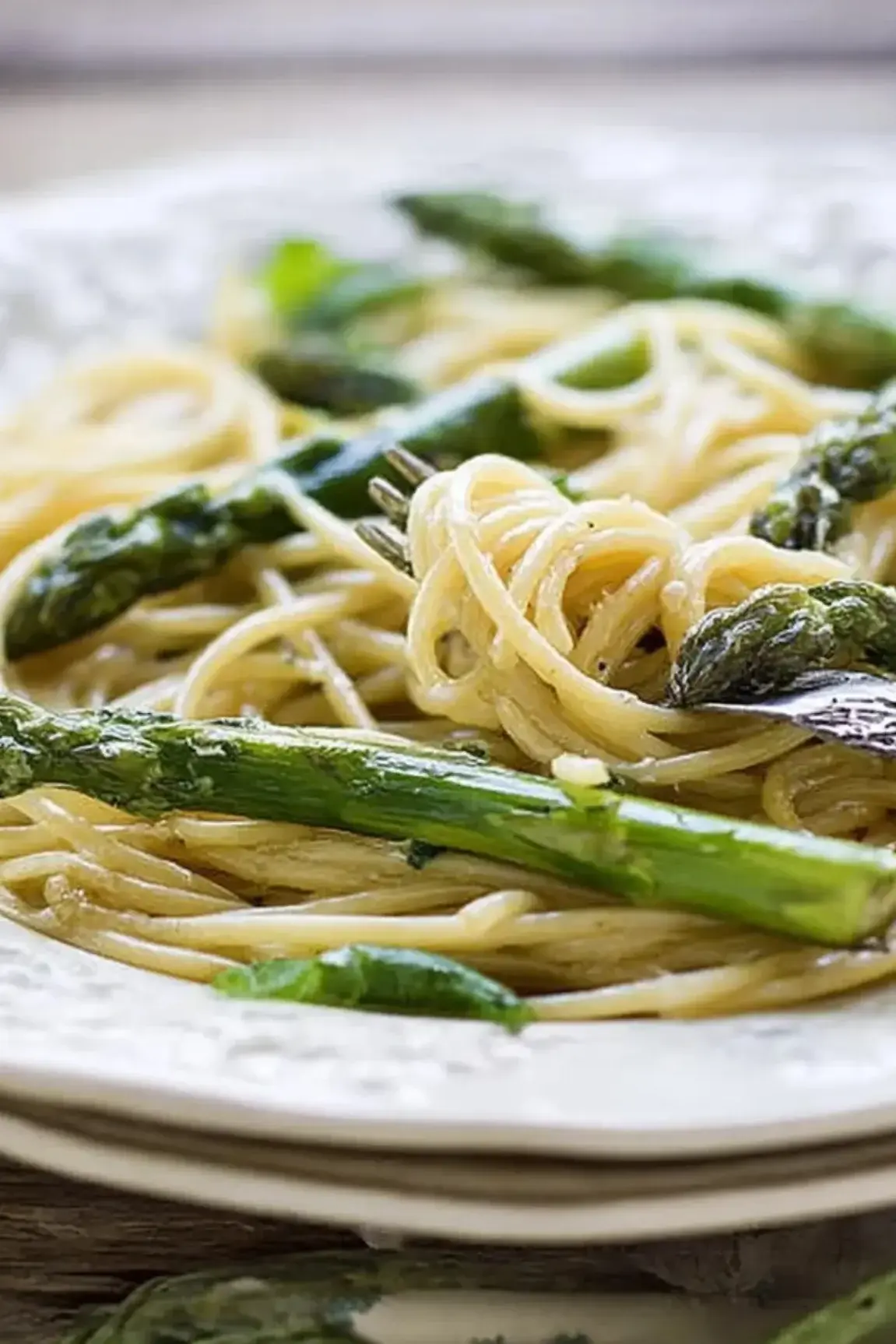 Spaghetti mit grünem Spargel