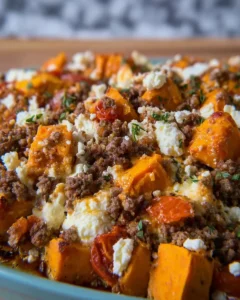 Einfacher Süßkartoffel Hackfleisch Auflauf mit Feta