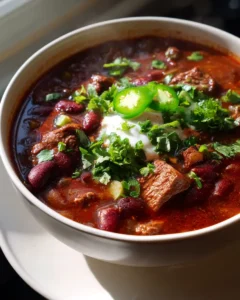 Würzige Chili Con Carne Suppe mit Bohnen – Herzhaft & Lecker!
