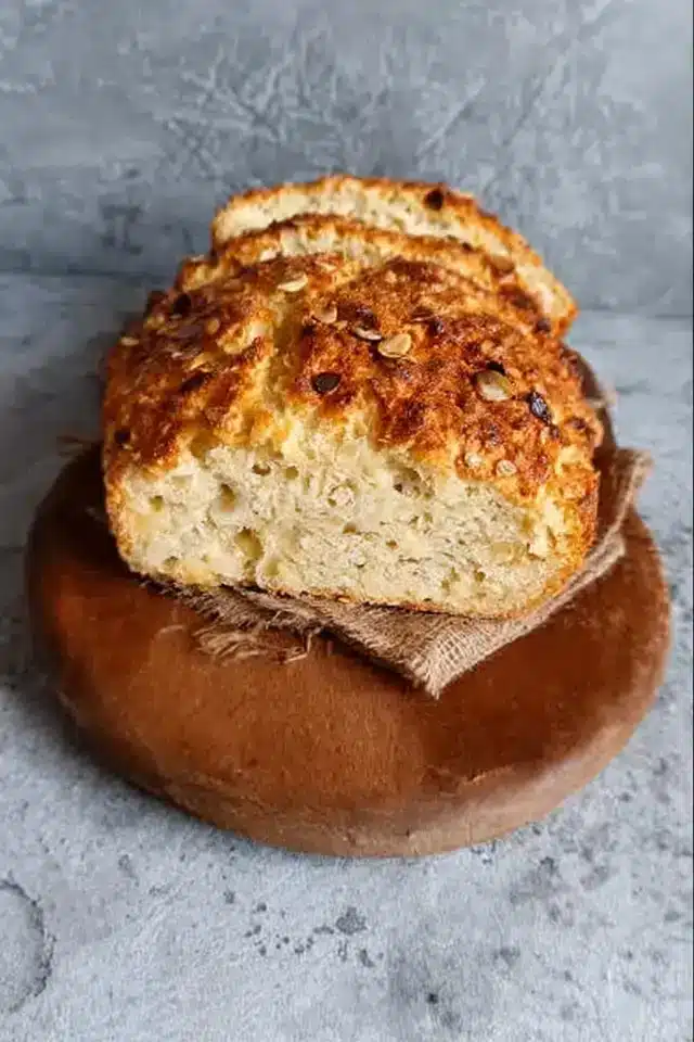 Zwiebel Quarkbrot ohne Hefe