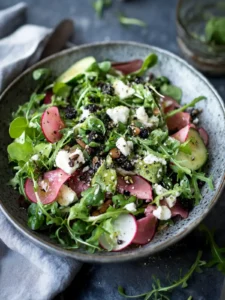 Knuspriger Gurkensalat mit Speck