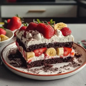 Köstlicher Erdbeer Maulwurfkuchen