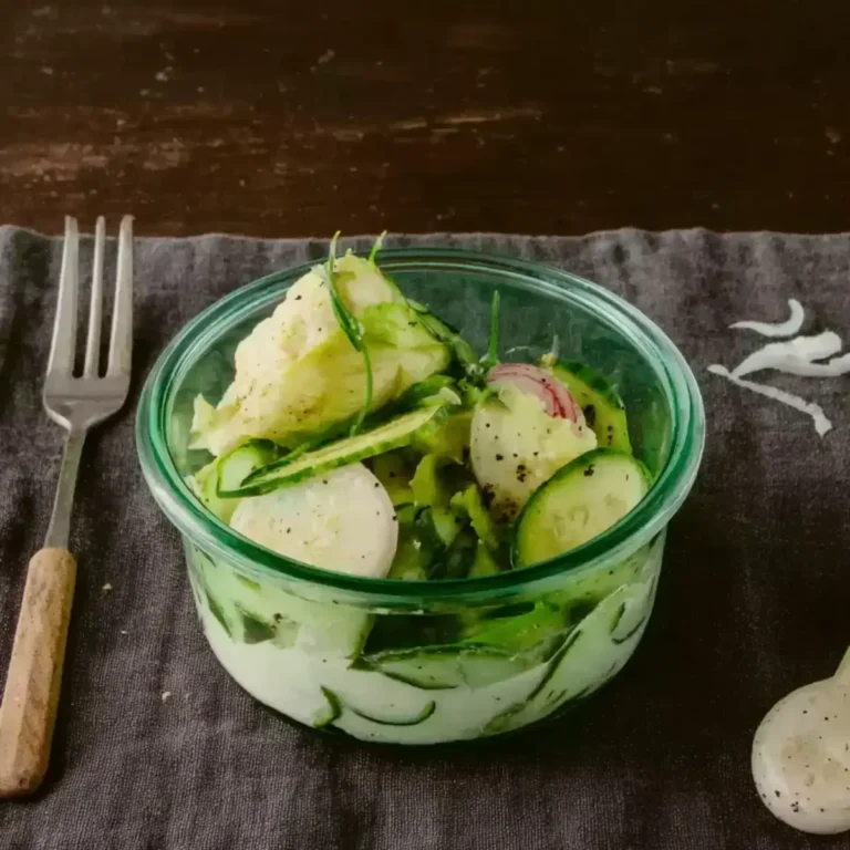 Mairübchensalat mit Gurke