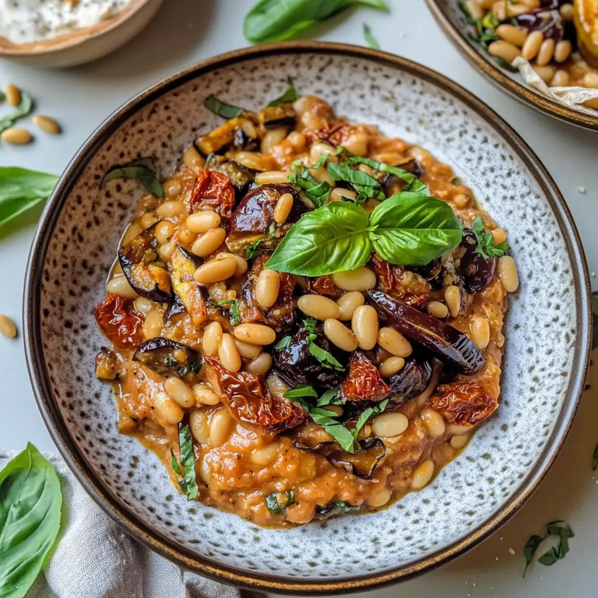 Sonnengetrocknete Tomatenbohnen geröstete Aubergine