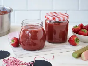 Erdbeer-Rhabarber-Marmelade
