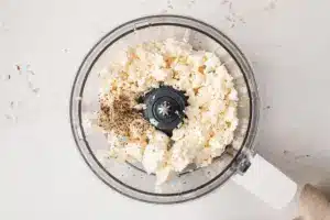 Aufgeschlagener Feta-Dip