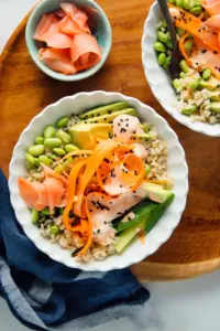 Einfache Sushi Bowl