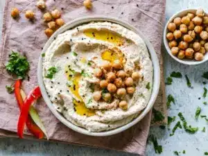 Cremiger Hummus, der wirklich JEDES MAL gelingt