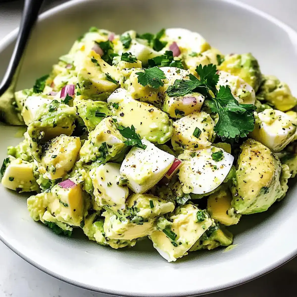 Avocado-Ei-Salat: Einfach und Gesund Genießen 2 Avocado-Ei-Salat