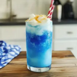 Ozeanwasser schmutziger Soda-Drink