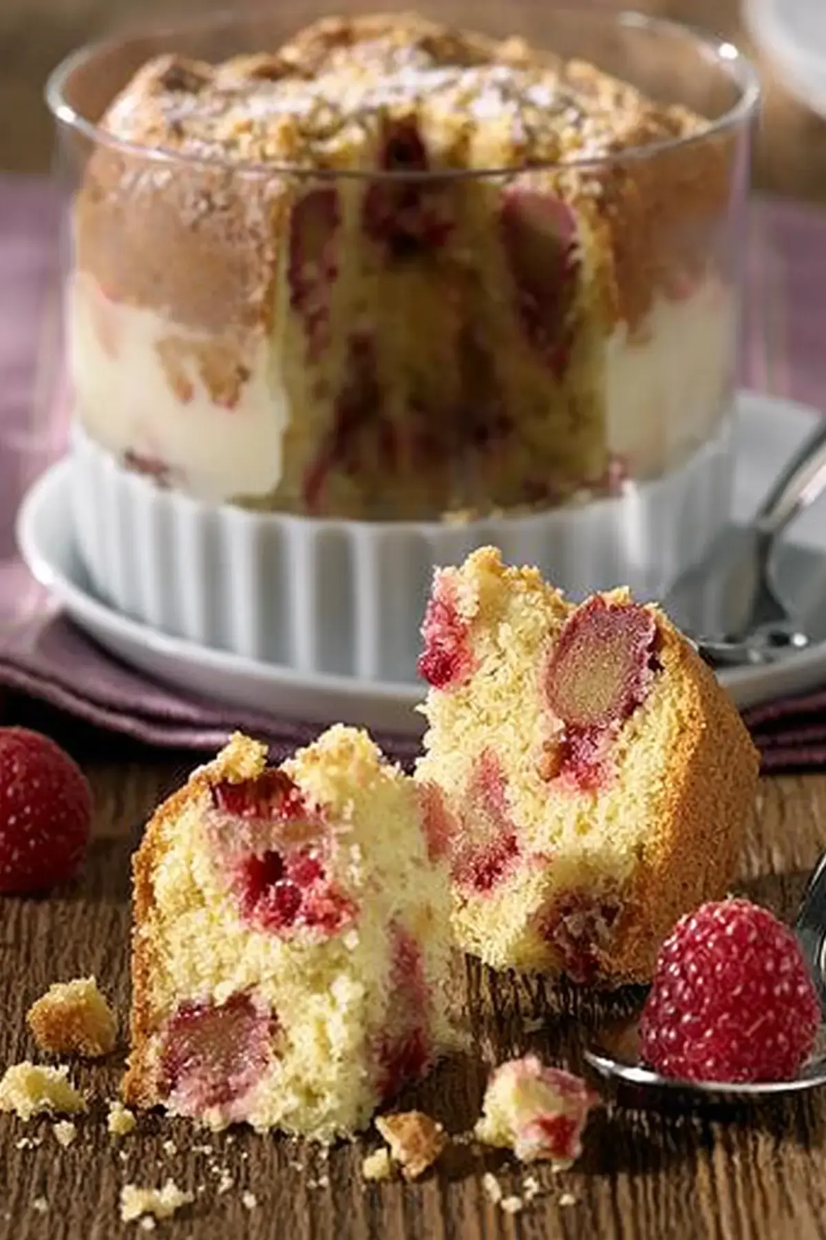 Vanille Rhabarberkuchen im Glas – Einfaches, saftiges Dessert im Einmachglas - Muma’s Kitchen 2 Vanille Rhabarberkuchen im Glas