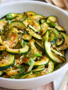 Würzige Knoblauch-Chinesische Zucchini